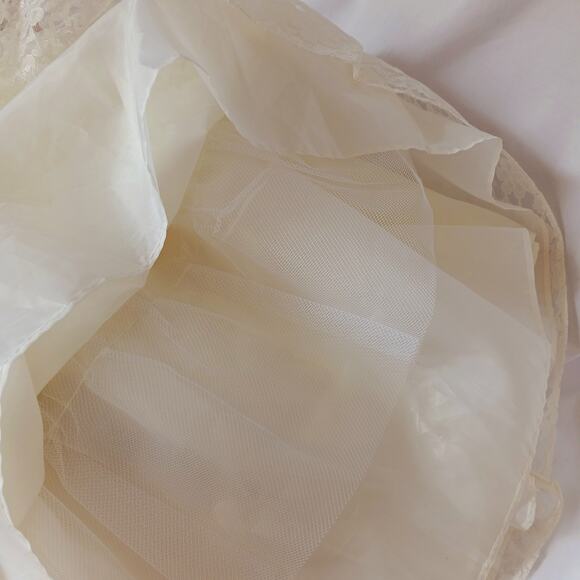 Sophia Young Designs Ivory Lace Flower Girl Pageant Dress Size 6 NWT - Picture 6 of 9